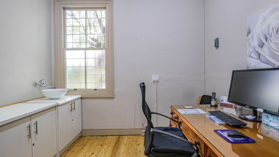 5 Bedroom Property for Sale in Rondebosch Village Western Cape